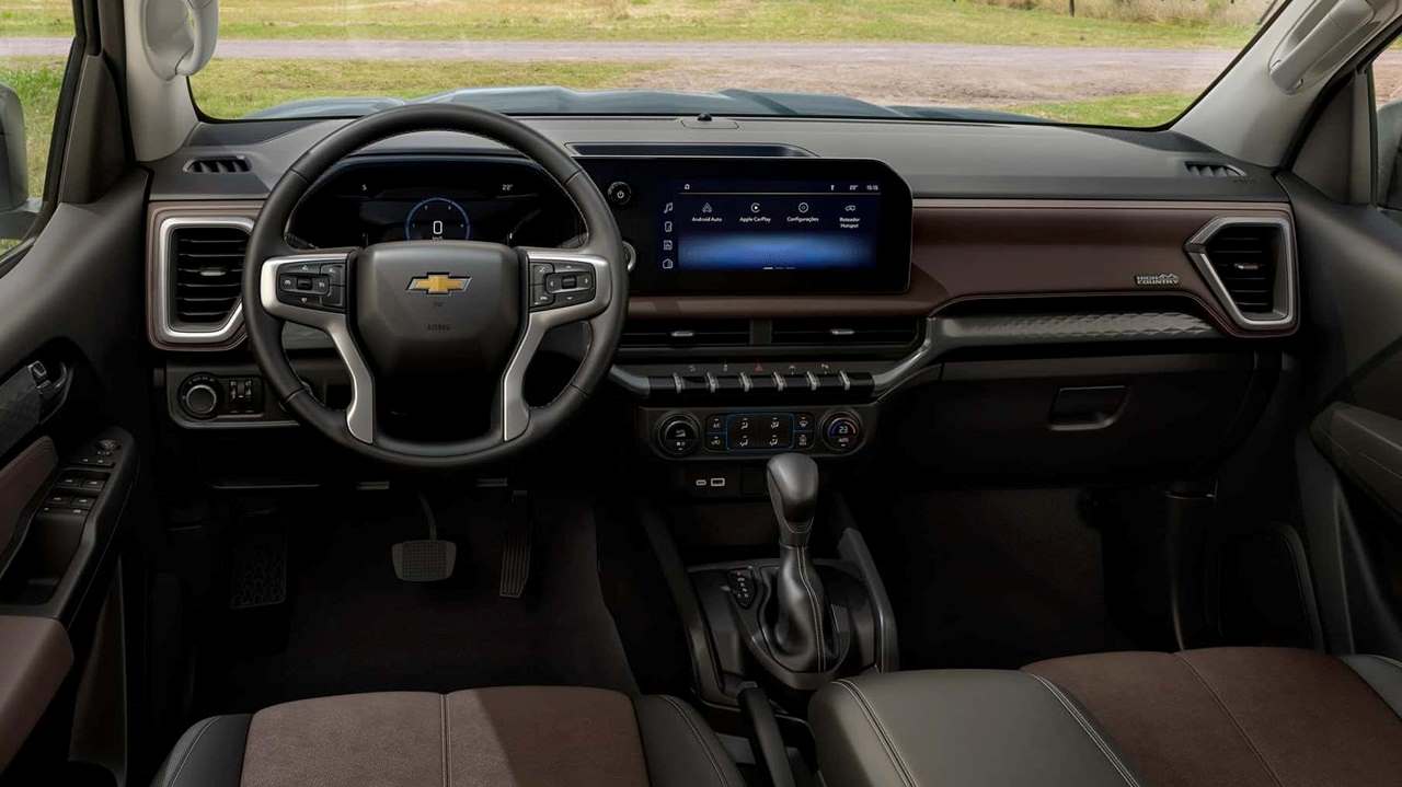 El cambio más notable de la S10 se da en el interior.