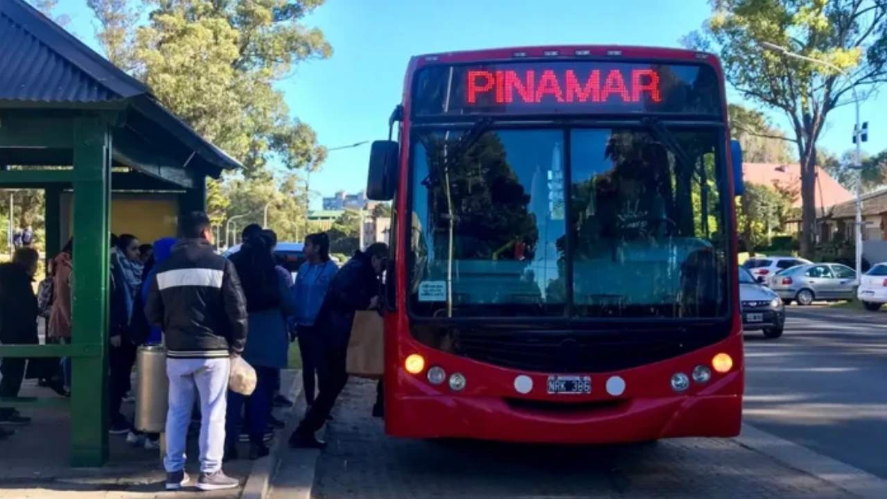 El boleto de colectivo de Pinamar es el más caro de toda la Argentina