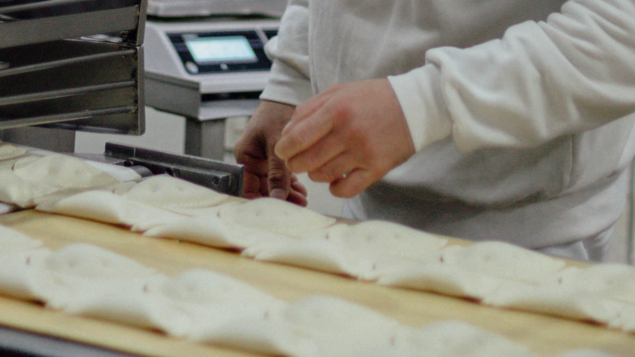 La planta produce 4 millones de unidades al mes y ya exporta a la región