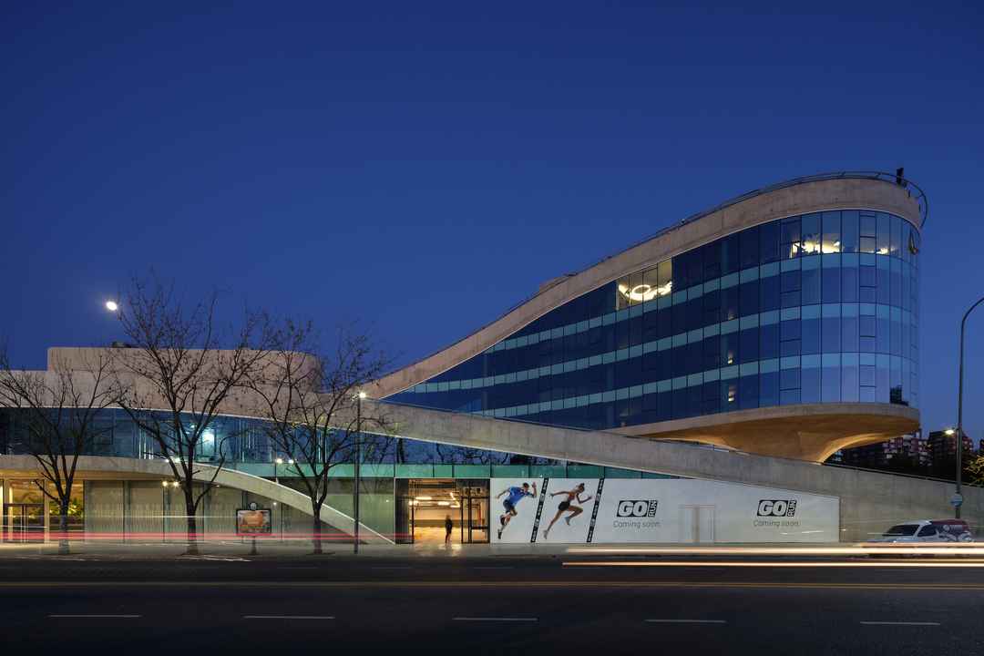 Ola Palermo es un edificio de usos mixtos con más de 14.700 metros cuadrados de oficinas