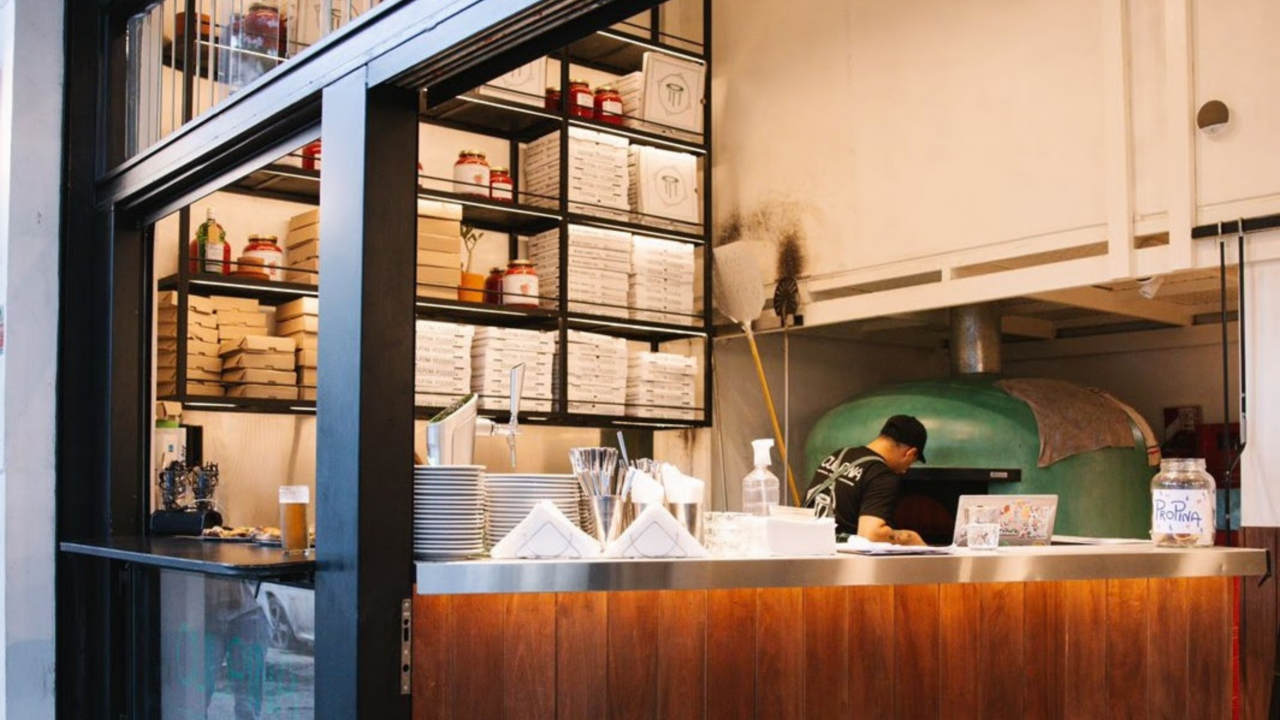 Culpina abre mediodía con Puestito Añasco: empanadas, choripán, humita y pizzas al horno de leña