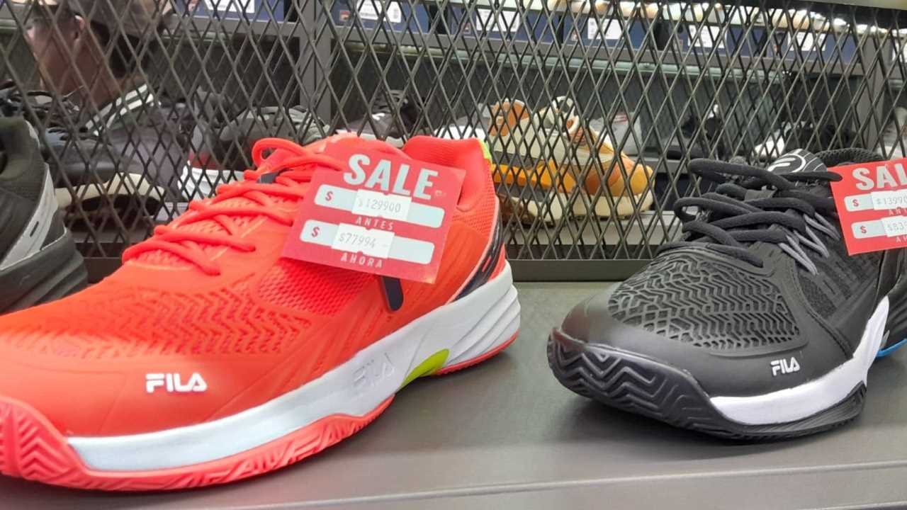 Fila con descuentos en su