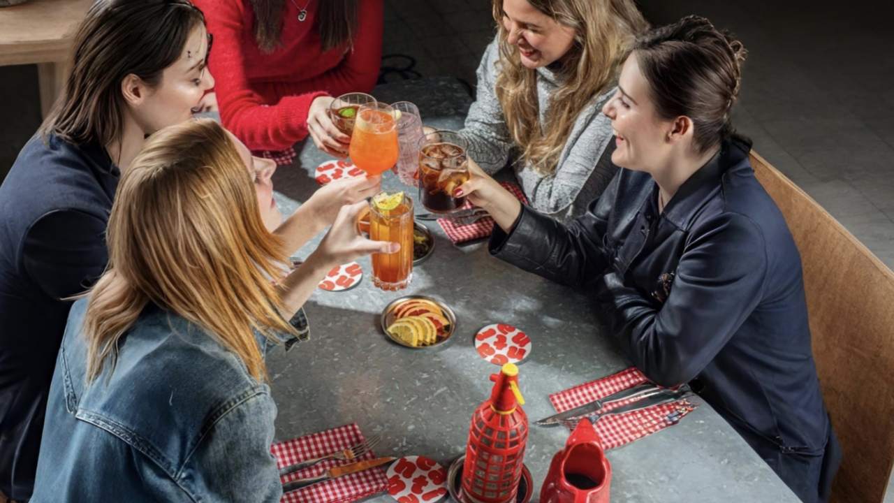 Para el Día del Amigo, Orno propone un brunch para dos o cuatro personas con productos de estación