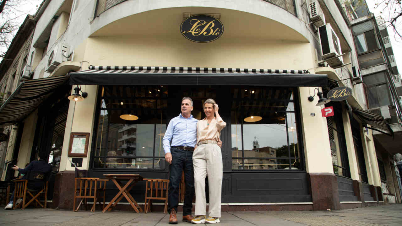 Paul Petrelli y Donatienne Fievet crearon Le Blé para traer el concepto europeo de café de barrio