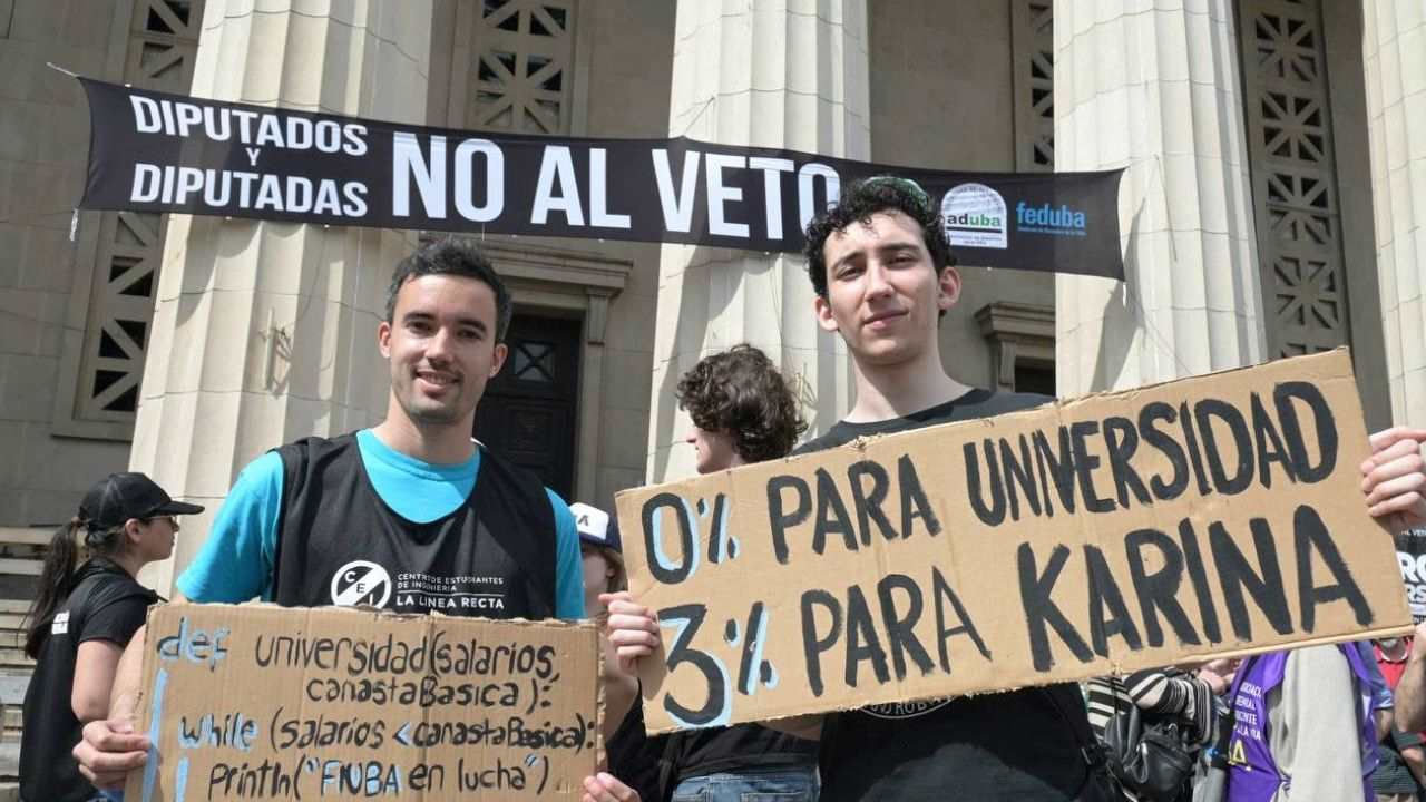 Marcha universitaria contra el veto del Gobierno