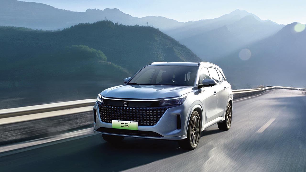 DFSK E5 Plug-In Hybrid