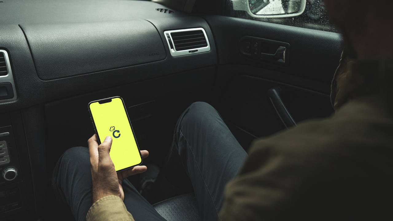 Los usuarios reciben alertas cuando un comercio cercano publica nuevas bolsas