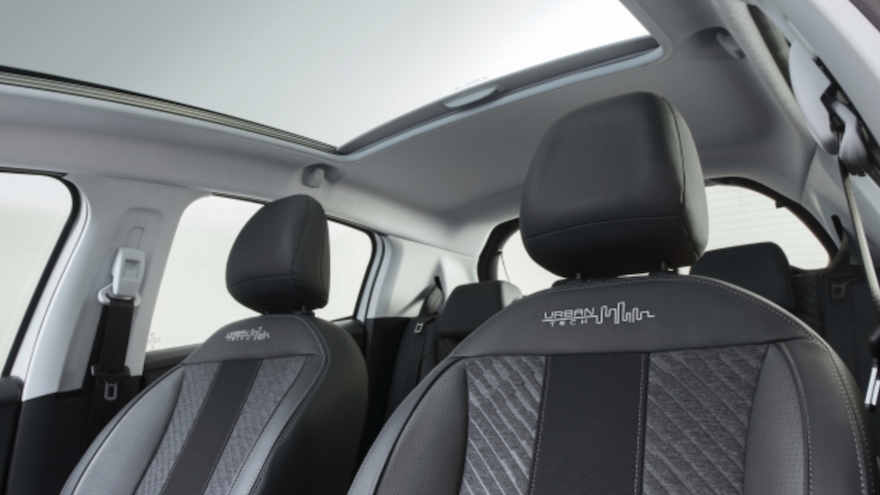 El nuevo 208 Urban Tec tiene un bordado especial en los asientos