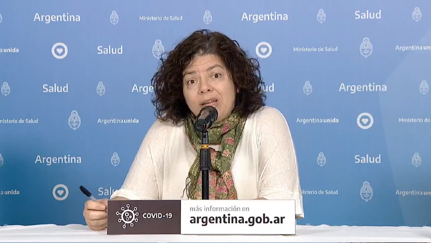 La Lic. Carla Vizzotti encabeza el informe diario del ministerio de Salud al frente del informe todos los días
