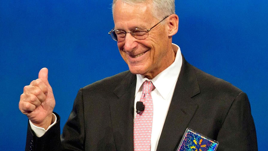 Rob Walton, uno de los hombres más ricos del mundo.