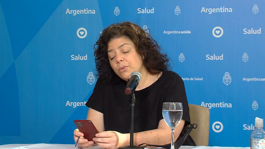 La Lic. Carla Vizzotti encabeza el informe diario del ministerio de Salud al frente del informe todos los días
