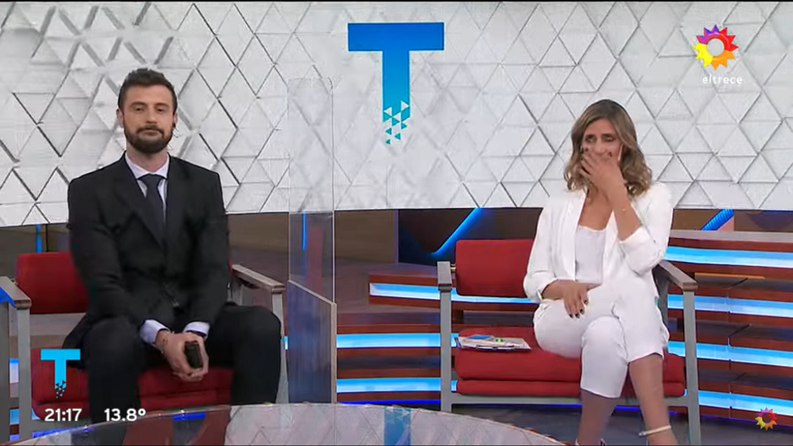 Durante los últimos minutos del noticiero, se pudo ver la emoción de Luciana Geuna