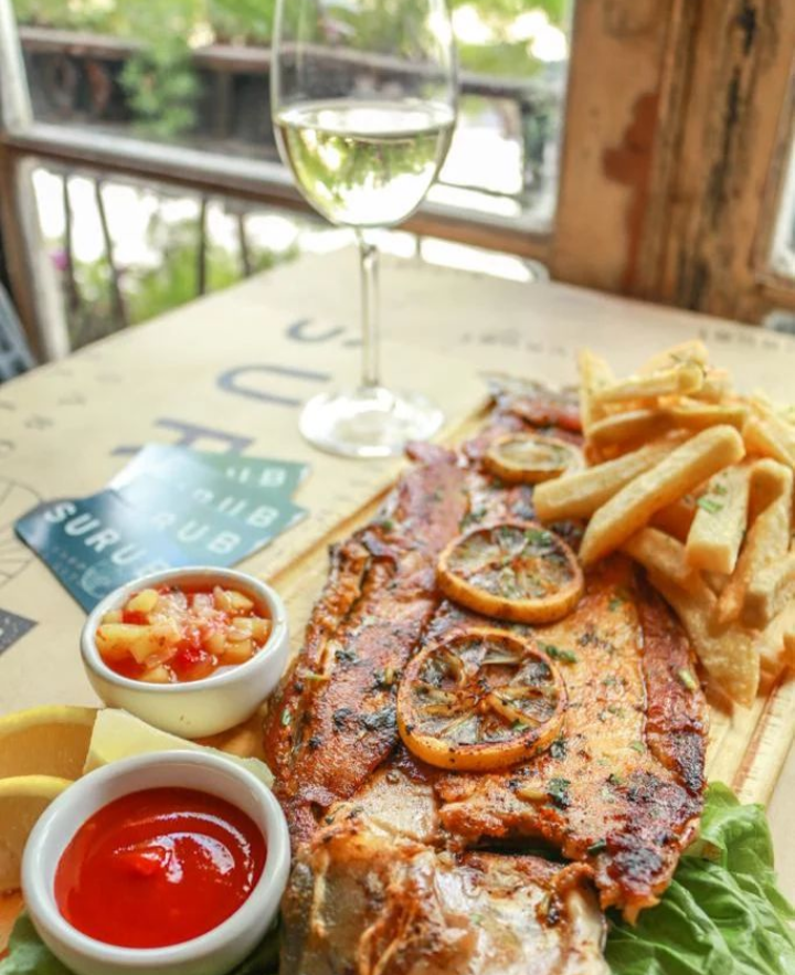 En Buenos Aires hay muchos restaurantes donde se puede comer pescado