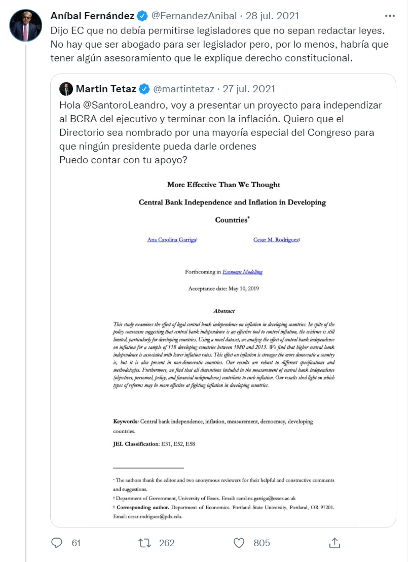 El primer tuit de Aníbal Fernández, en el momento en que