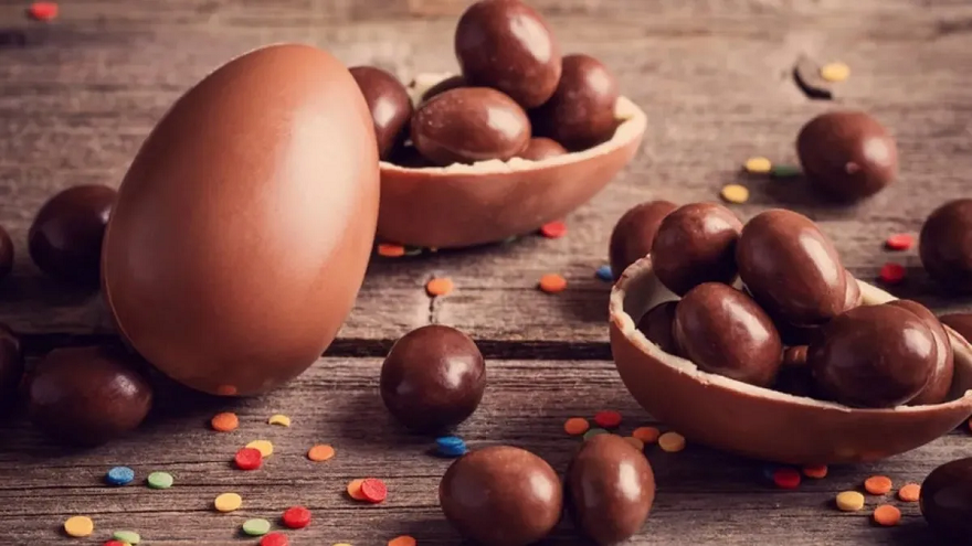 Los huevos significan fertilidad.