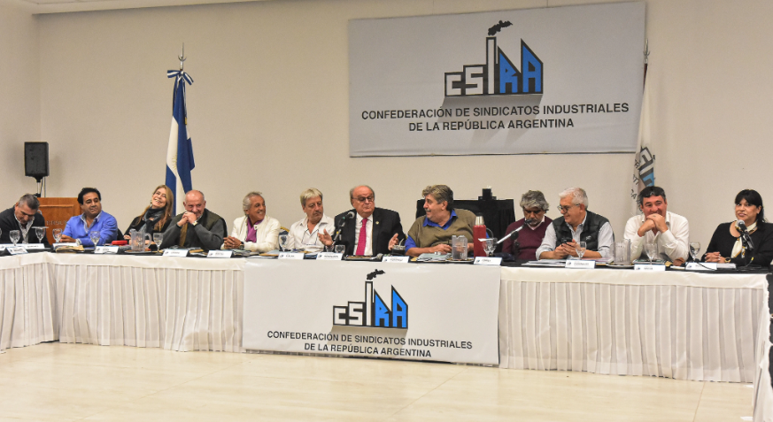 Tras un encuentro, los gremios de la industria 