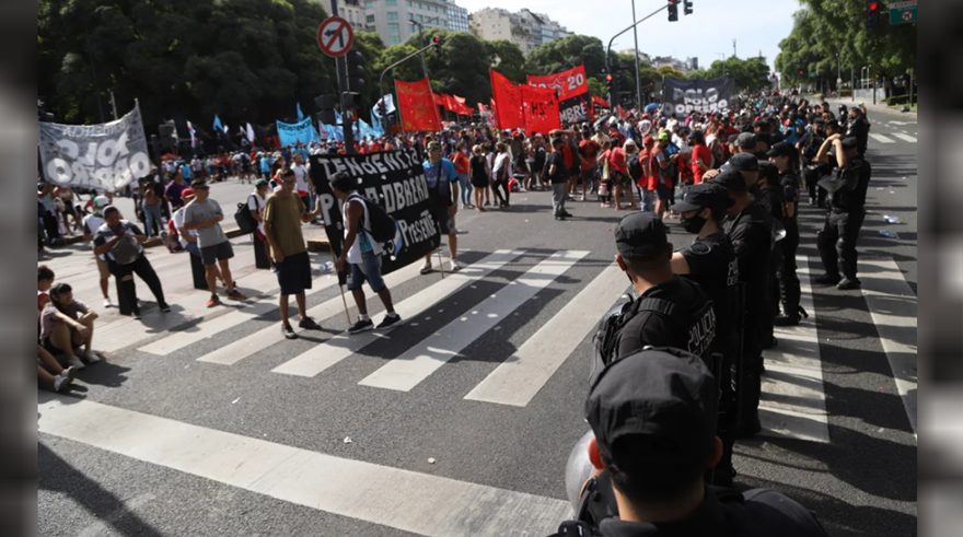 La causa investiga la presunta extorsión de piqueteros a beneficiarios de planes sociales