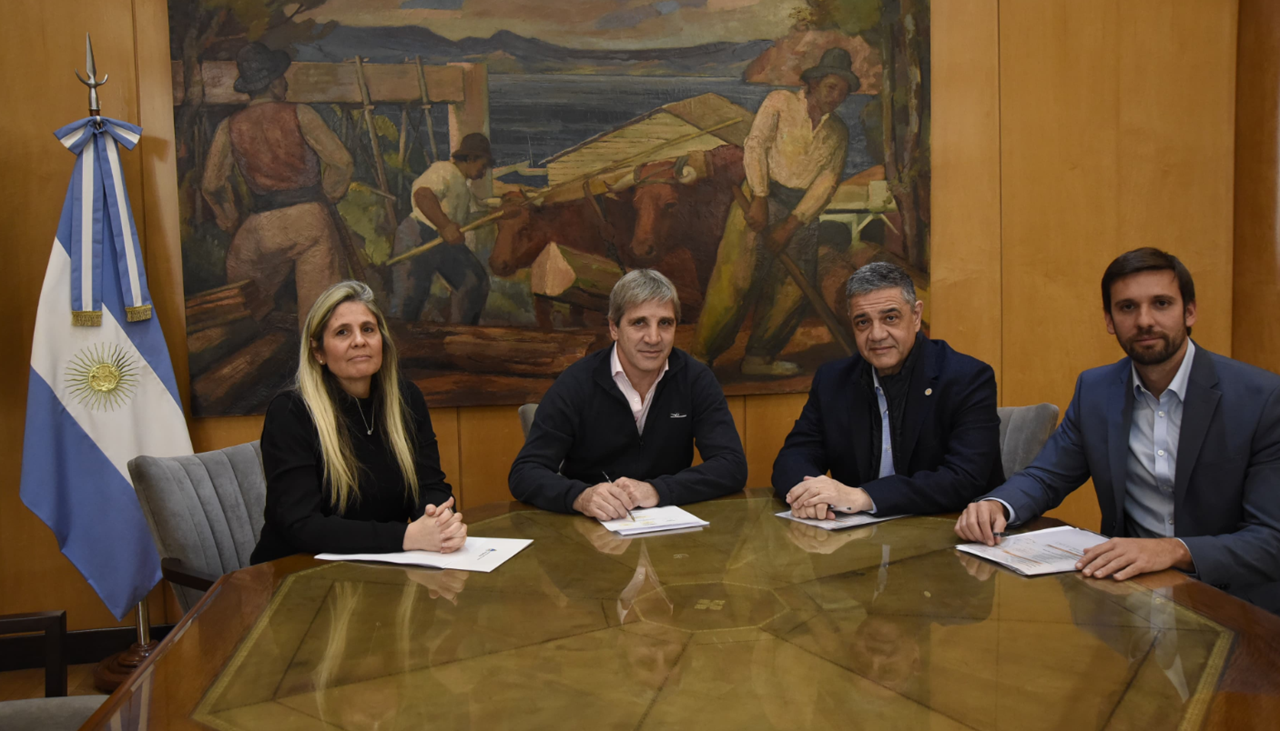 En un encuentro clave, Jorge Macri y Luis Caputo se reunieron para avanzar en materia de coparticipación.