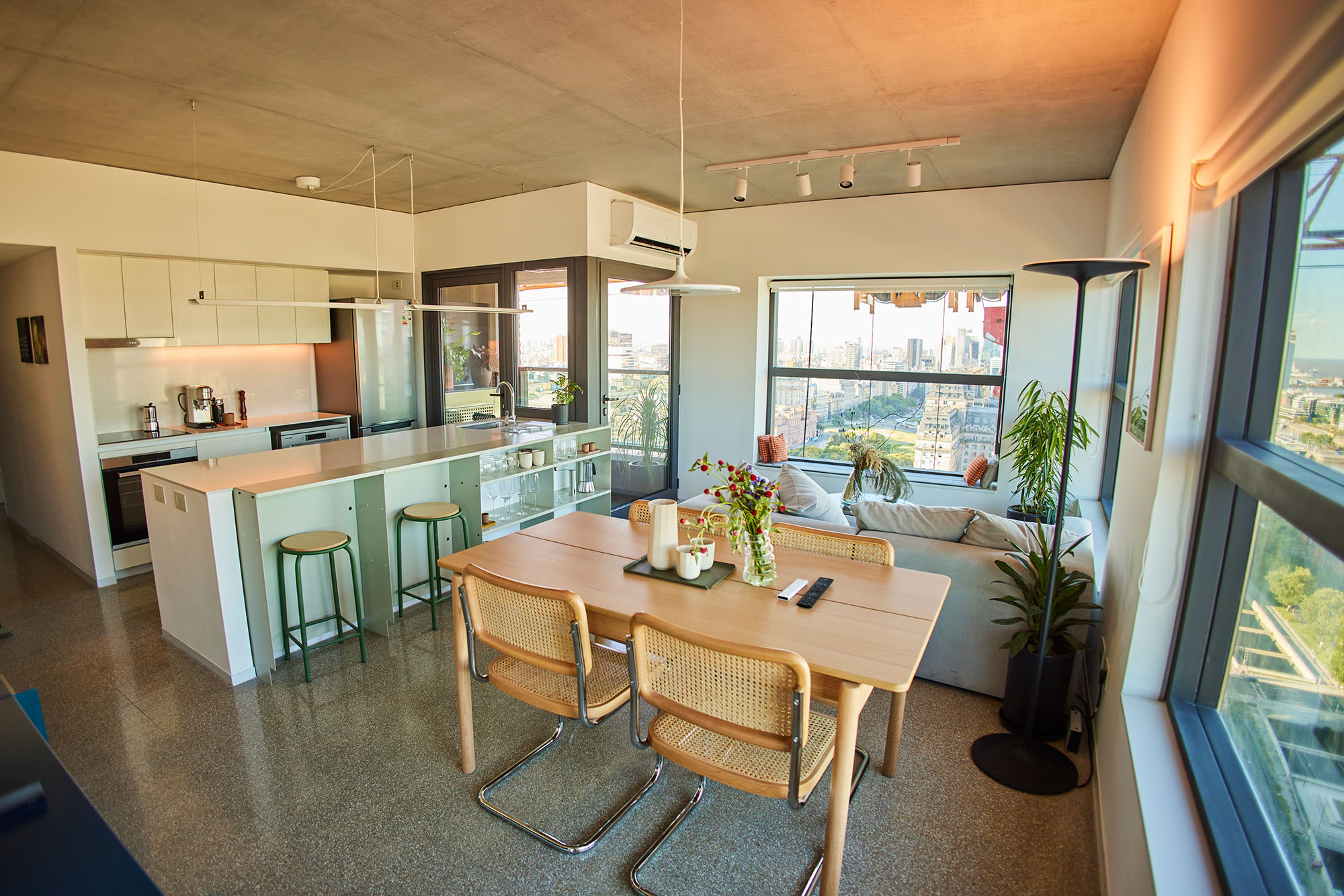 Portada del edificio Huergo 475